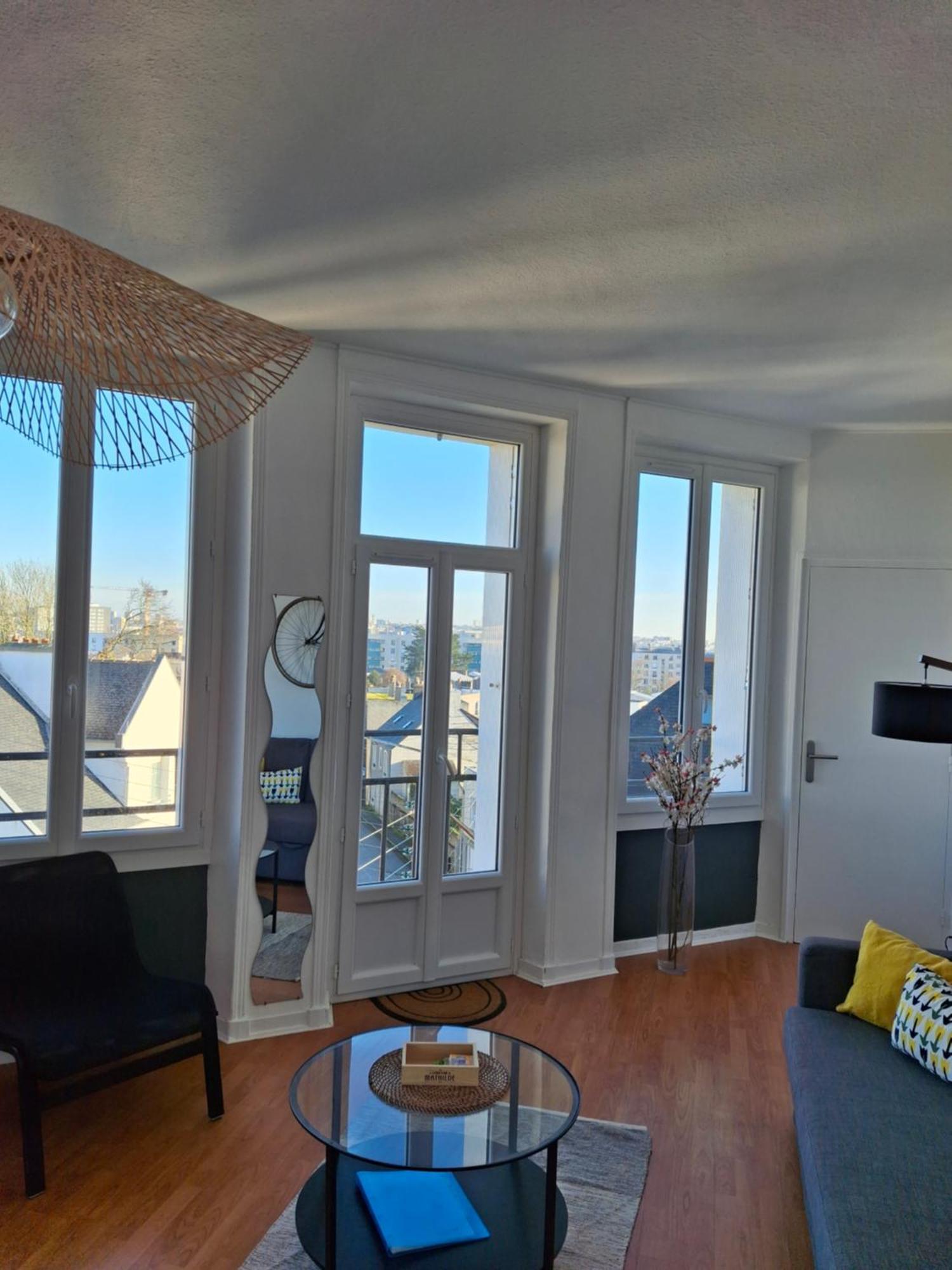 Appartement Lumineux Dans Les Hauts De Recouvrance Brest Exteriör bild
