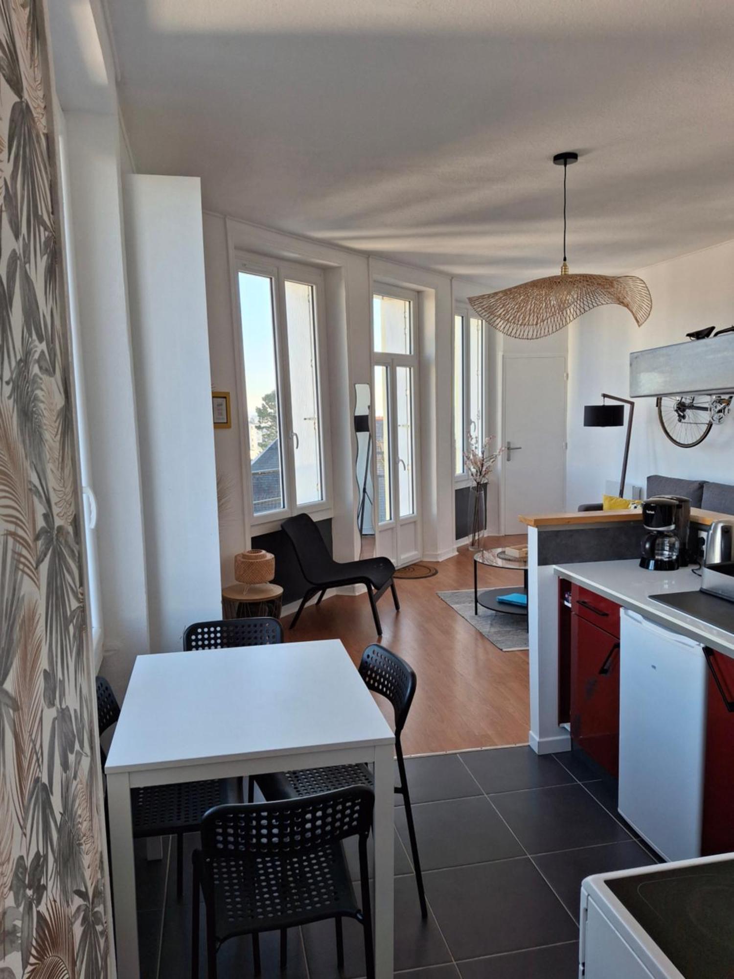 Appartement Lumineux Dans Les Hauts De Recouvrance Brest Exteriör bild